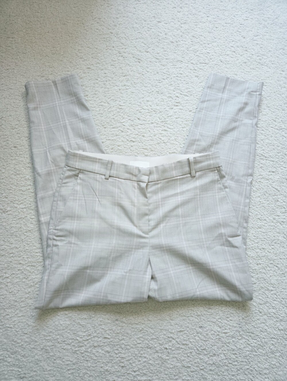 H&M Light Plaid Dress Pants - Soft Neutral Check